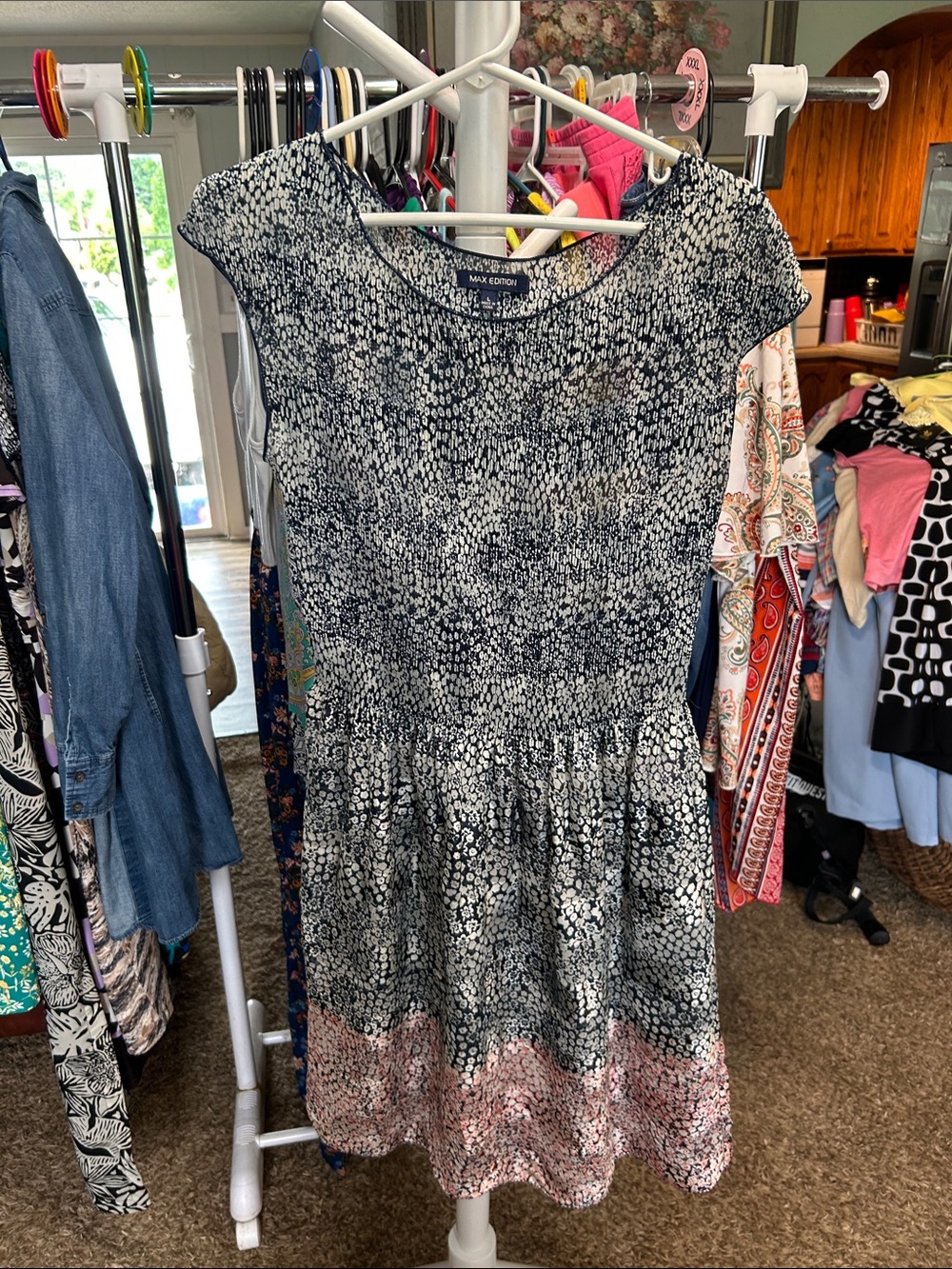 Max Edition Navy and Blush Cap-Sleeve Smocked Midi Dress Size L